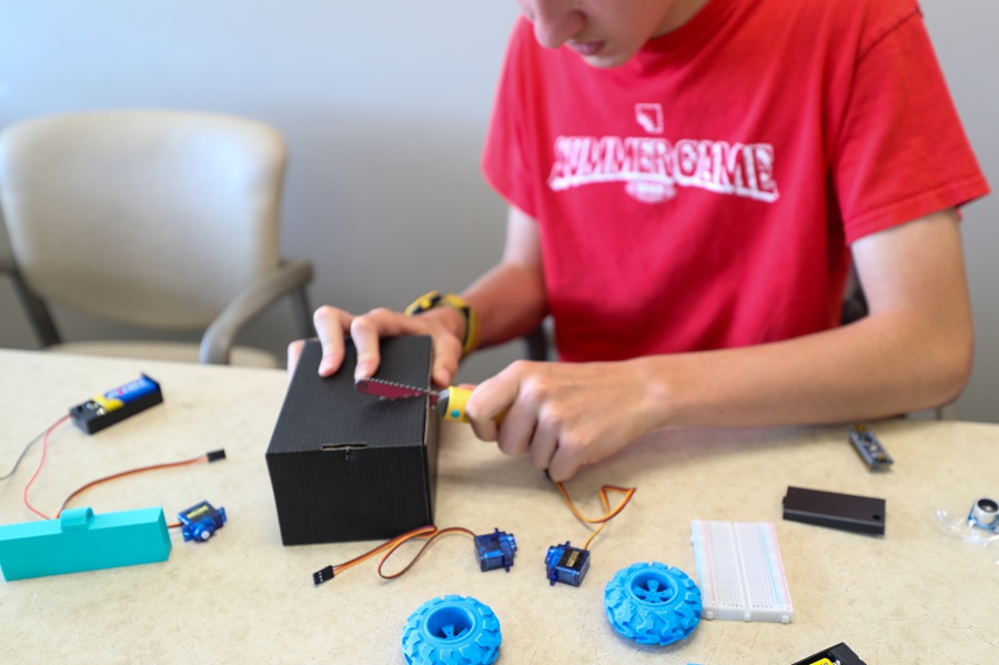 Summer youth camps combine hands-on fun with real-world STEM learning